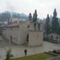 Kostel s hřbitovem